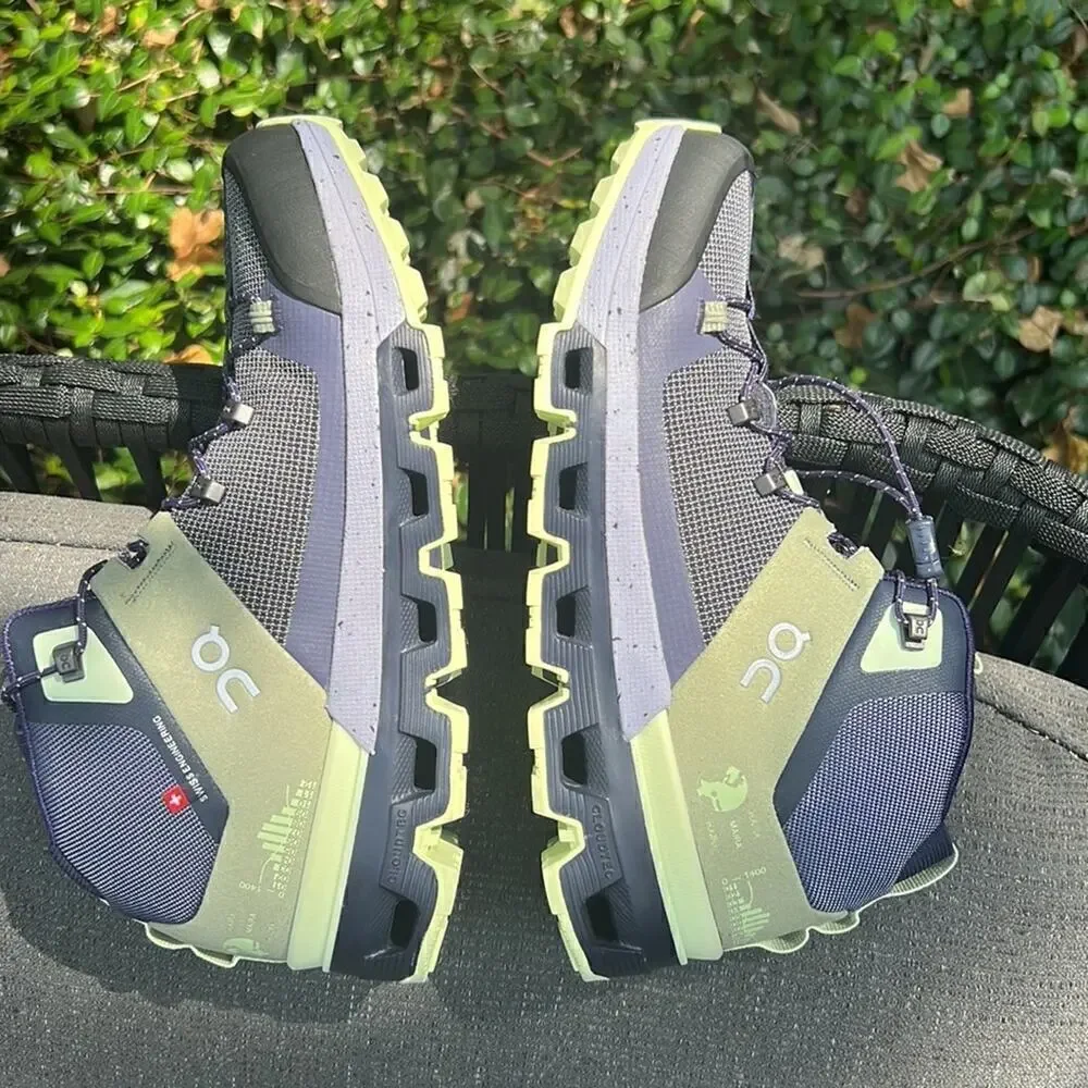 ON Running Women's Cloudtrax Hiking Boots, Reseda - Bright Lavender